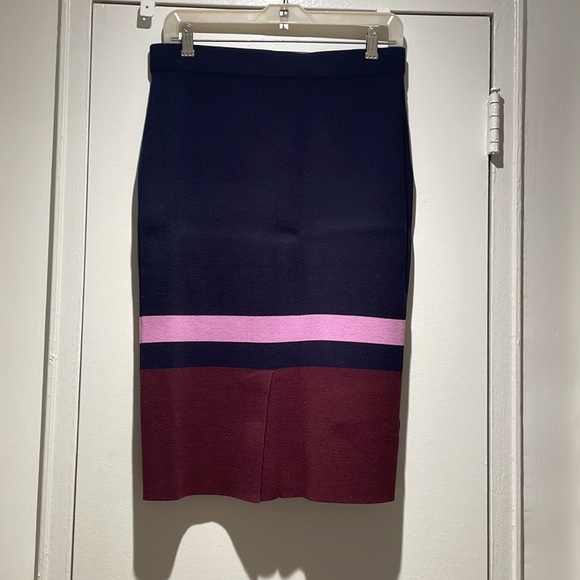 Ann Taylor - Sweater skirt - Picture 3 of 4